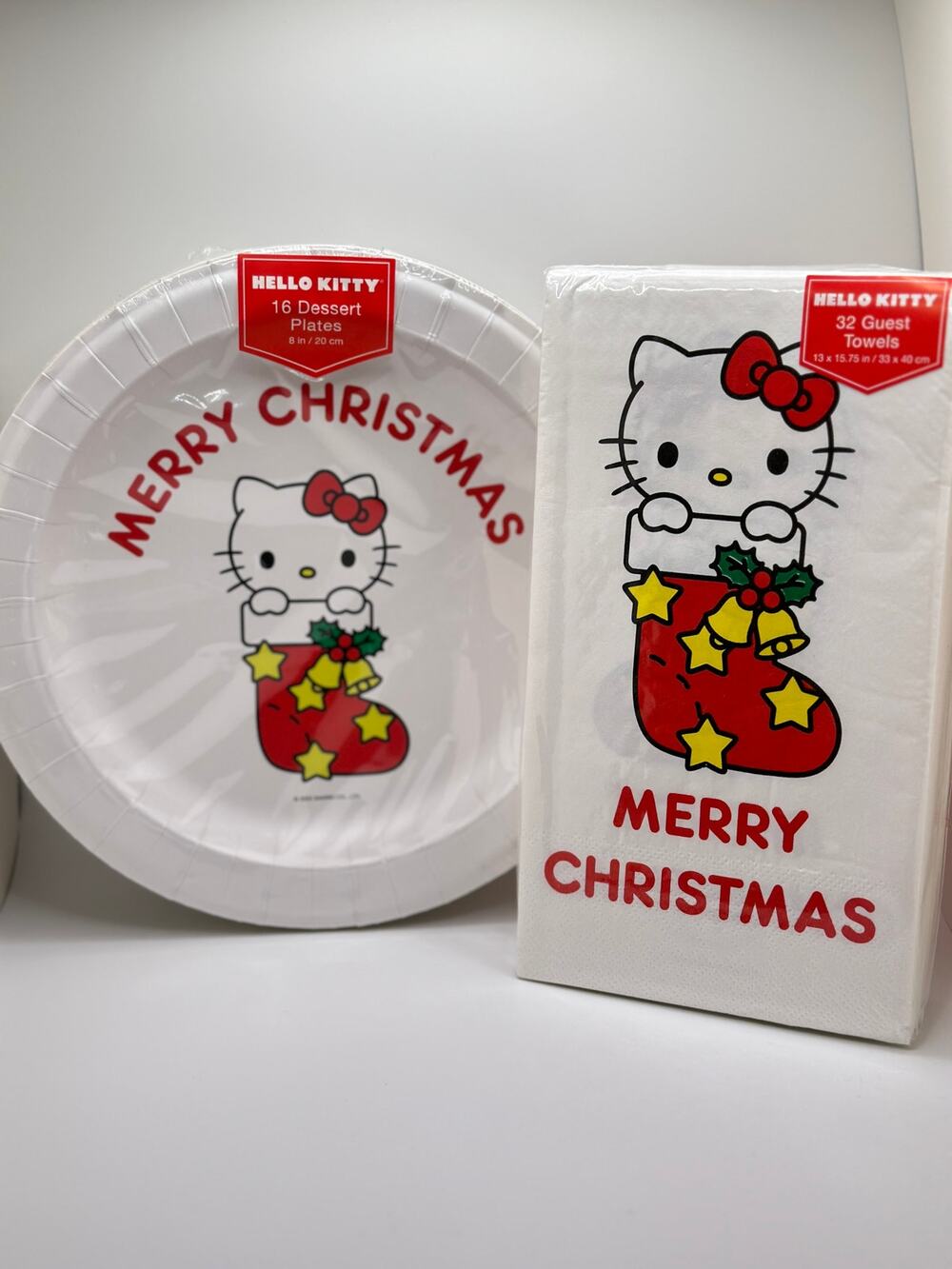 Hello Kitty Christmas Plates & Napkin Set